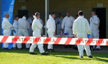 Covid-19 cresce na Nova Zelândia; Austrália tenta conter casos em Victoria