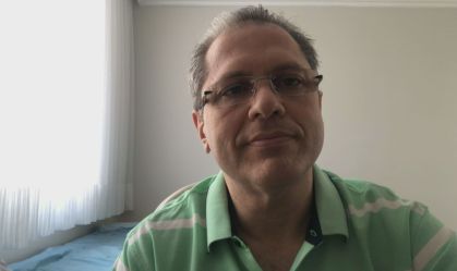 É mais seguro praticar esportes ao ar livre ou em academias? Médico responde