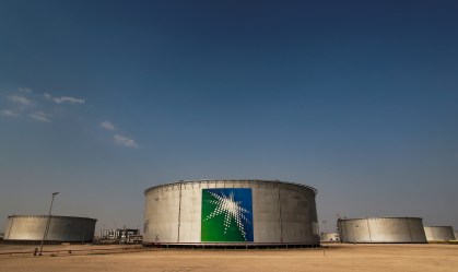 Lucro líquido da Saudi Aramco registra alta de 30% no primeiro trimestre