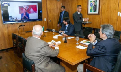 Com indefinição sobre Aliança, bolsonaristas abrem diálogo com PSL e PTB