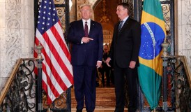 "Deixem Bolsonaro em paz", diz Trump ao criticar ação contra ex-presidente