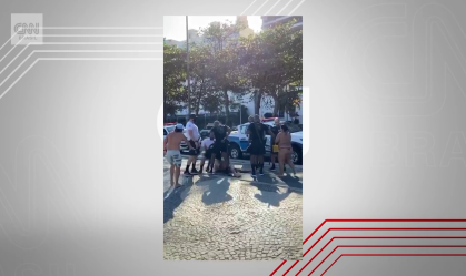 Guarda municipal do Rio prende homem na praia por falta do uso de máscara