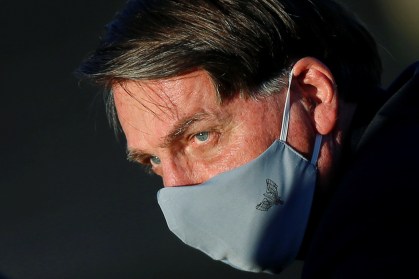Bolsonaro ampliou para 120 dias o prazo máximo da suspensão de contratos