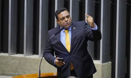 PGR denuncia deputado Otoni de Paula por ofensas contra Alexandre de Moraes