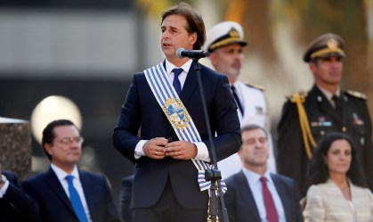 Uruguai deixa Unasul e se realinha à OEA contra Venezuela 