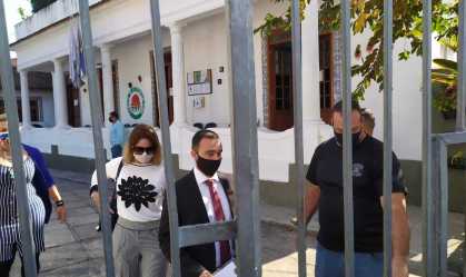 Márcia Aguiar se apresenta para colocar tornozeleira eletrônica