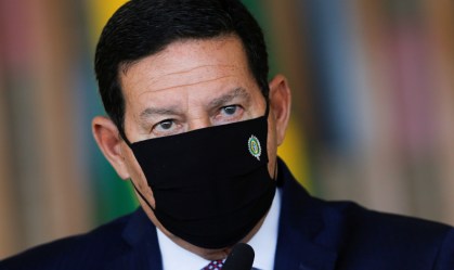 Mourão defende 'nova CPMF' para financiar o Renda Brasil