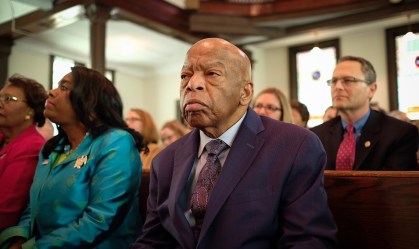 John Lewis, ícone da defesa dos direitos civis nos EUA, morre aos 80 anos
