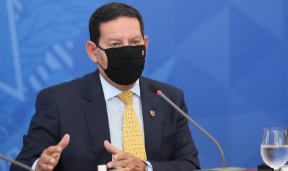 Mourão quer se envolver nas eleições municipais e fortalecer seu partido, o PRTB