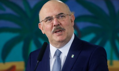 Ministro sinaliza diálogo com instituições filantrópicas ligadas à educação