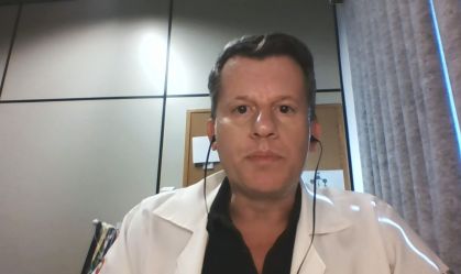 Promessa de vacina antes de conclusão dos testes é prematura, diz infectologista