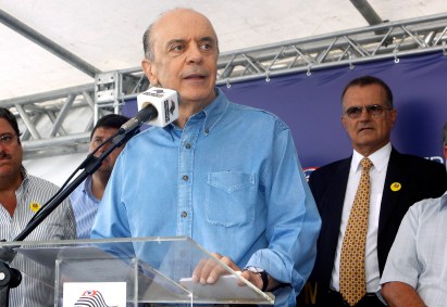 O senador José Serra
