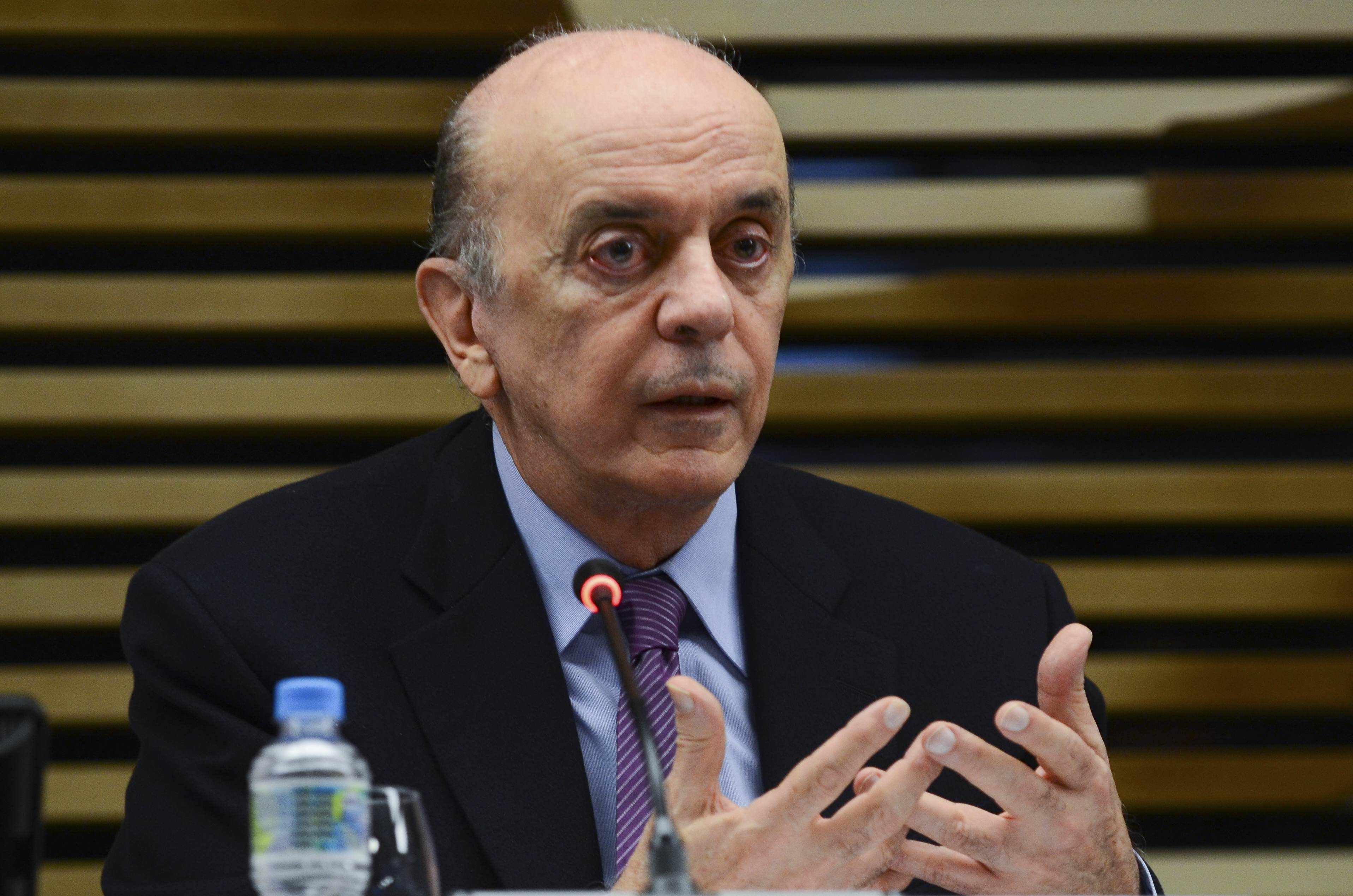 Senador José Serra criticou operação da PF que apura caixa 2 em sua campanha