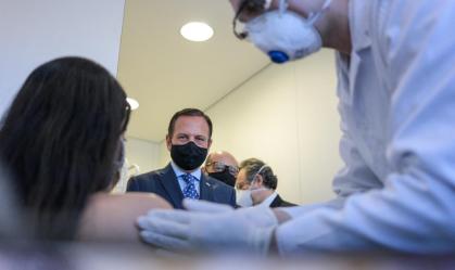 TCU pode avaliar decisão da Anvisa sobre Coronavac