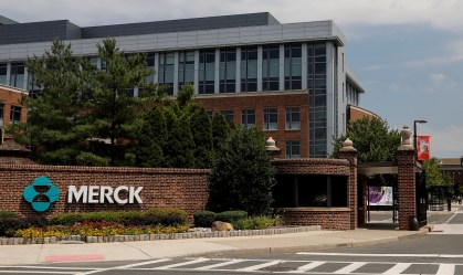 Moderna e Merck Sharp & Dohme dizem que pretendem lucrar com vacinas