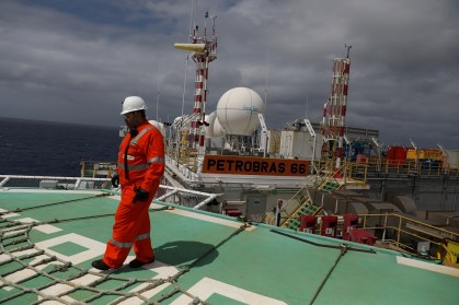 Plataforma da Petrobras na Bacia de Santos, no litoral do RJ