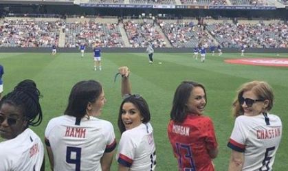 Natalie Portman e Serena Williams investem em novo time de futebol feminino