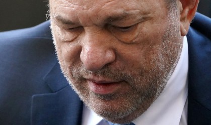 Harvey Weinstein é condenado a 23 anos de prisão por crimes sexuais