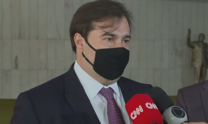 Rodrigo Maia: quem fala de redução da carga tributária está mentindo