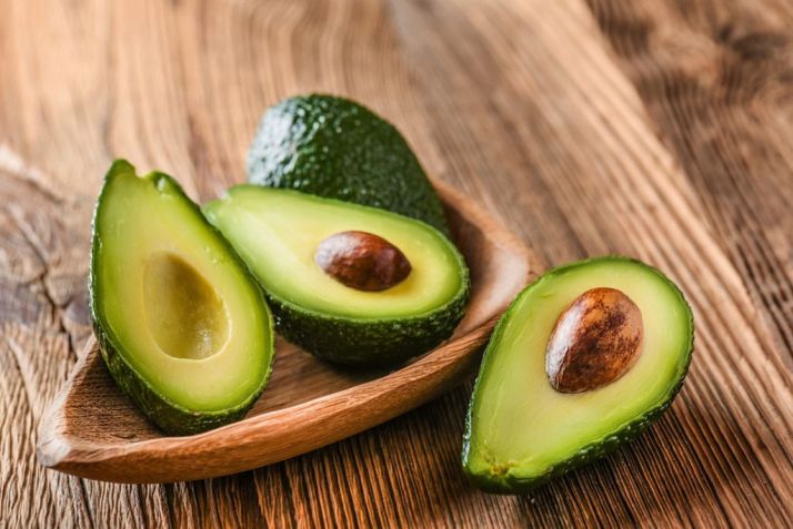 Abacate e seus benefícios para a saúde / Imagem: Shutterstock