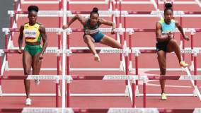Nos 100 metros com barreiras feminino, brasileira Ketiley Batista ficou em sétima em sua bateria e não conseguiu avançar para as semifinais (31/07/2021)