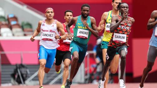 Nos 800 metros, brasileiro Thiago André terminou na última posição de sua bateria e acabou eliminado das Olimpíadas (31/07/2021)