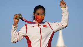 No windsurfe feminino, título foi conquistado por Lu Yunxiu (China)