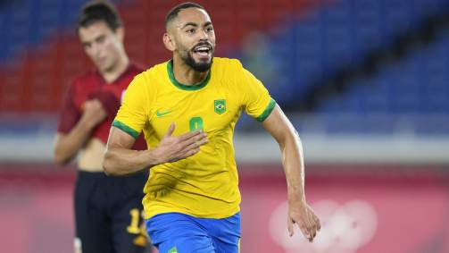 Matheus Cunha comemora 1º gol do Brasil na final olímpica dos Jogos de Tóquio