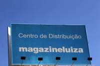 Ação do Magazine Luiza dispara cerca de 7% em dia de queda de Casas Bahia
