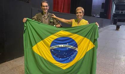 Roberto Jefferson e Cristiane Brasil na convenção do PTB no RJ