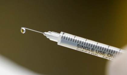 Anvisa proíbe antibiótico que muda de cor e anestésico com inseto