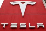 Tesla faz recall de 817 mil veículos nos EUA por alerta no cinto de segurança