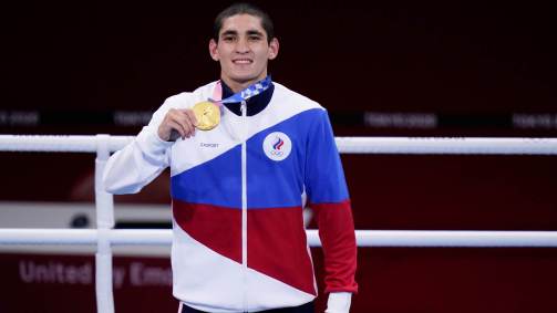 Albert Batyrgaziev, do Comitê Olímpico Russo, foi o campeão olímpico na categoria até 57kg do boxe masculino (05/08/2021)