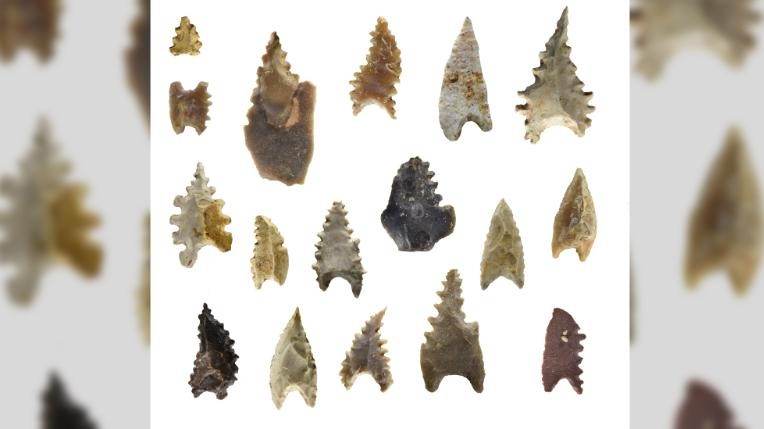Pontas de flechas 'Maros' são associadas aos Toaleans / Yinika L. Perston