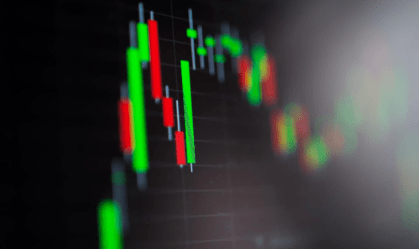 S&P e Nasdaq sobem com impulso de grandes empresas de tecnologia, Dow recua