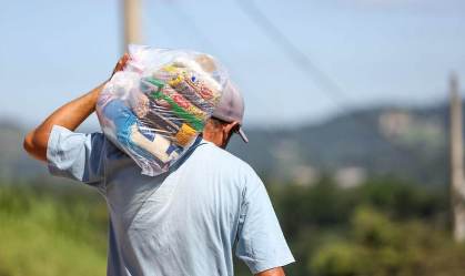 Custo da cesta básica sobe em 14 capitais brasileiras em março