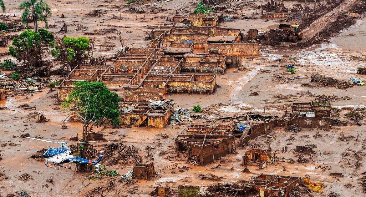 Barragem de Brumadinho: Justiça mantém processo contra quatro funcionários