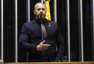 Fux nega pedido de Daniel Silveira para afastar Moraes de processos
