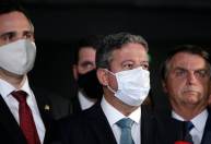 Lira e Pacheco acentuam isolamento de Bolsonaro