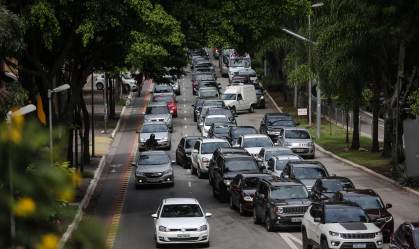Fila de carros é vista na Avenida Rebouças, na zona oeste da capital paulista