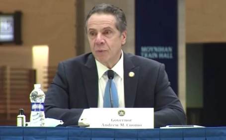 O governador de Nova York, Andrew Cuomo