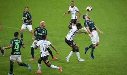 Corinthians e Palmeiras se enfrentaram nesta quarta-feira (3) em São Paulo