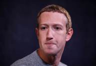 Zuckerberg perde mais da metade de fortuna e deixa top 10 de mais ricos dos EUA