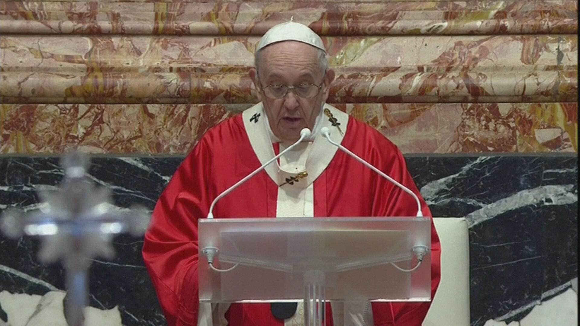 Papa Francisco celebra missa de Domingo de Ramos Papa Francisco celebra missa de Domingo de Ramos