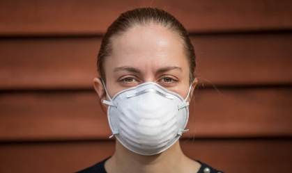 É importante usar máscaras cirúrgicas ou PFF2 contra a variante Delta