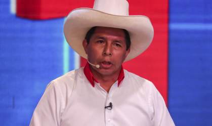 Presidente do Peru anuncia renúncia de primeiro-ministro