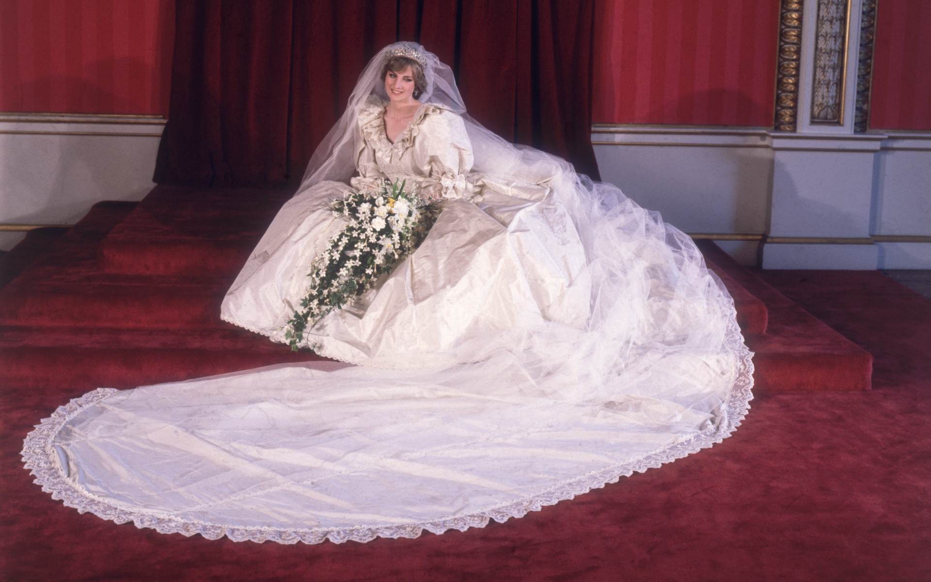 A princesa Diana em seu casamento com o príncipe Charles, em 1981 A princesa Diana em seu casamento com o príncipe Charles, em 1981