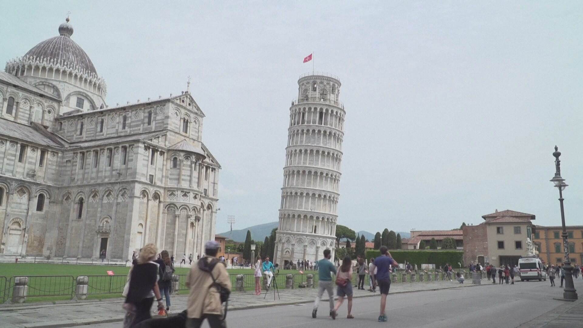 Torre de Pisa, na Itália, é reaberta para visitas (01.mai.2021) Torre de Pisa, na Itália, é reaberta para visitas (01.mai.2021)