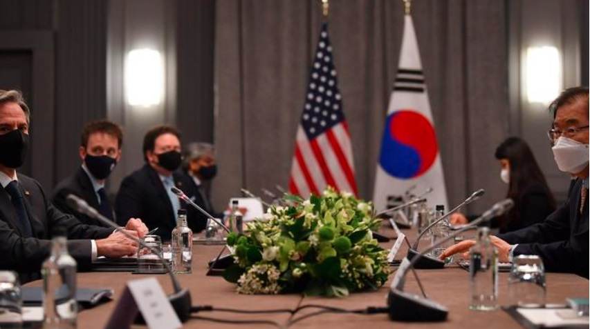 Secretários de Estados Unidos e Corea do Sul