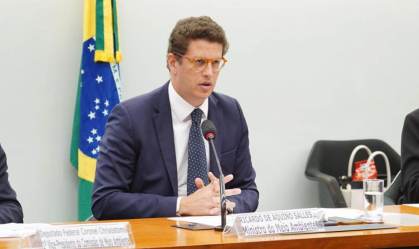 Ministra Cármen Lúcia envia inquérito sobre Ricardo Salles para a Justiça comum